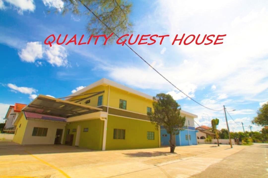 Quality Guest House Kuantan Bagian luar foto